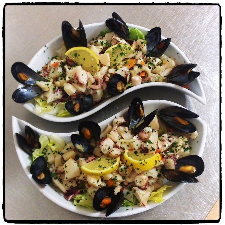 Hotel Ristorante El Caracol Mulazzo ภายนอก รูปภาพ