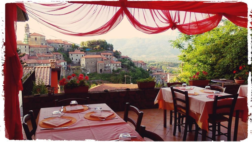 Hotel Ristorante El Caracol Mulazzo ภายนอก รูปภาพ