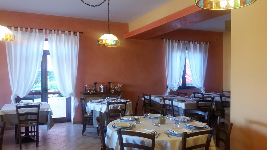 Hotel Ristorante El Caracol Mulazzo ภายนอก รูปภาพ